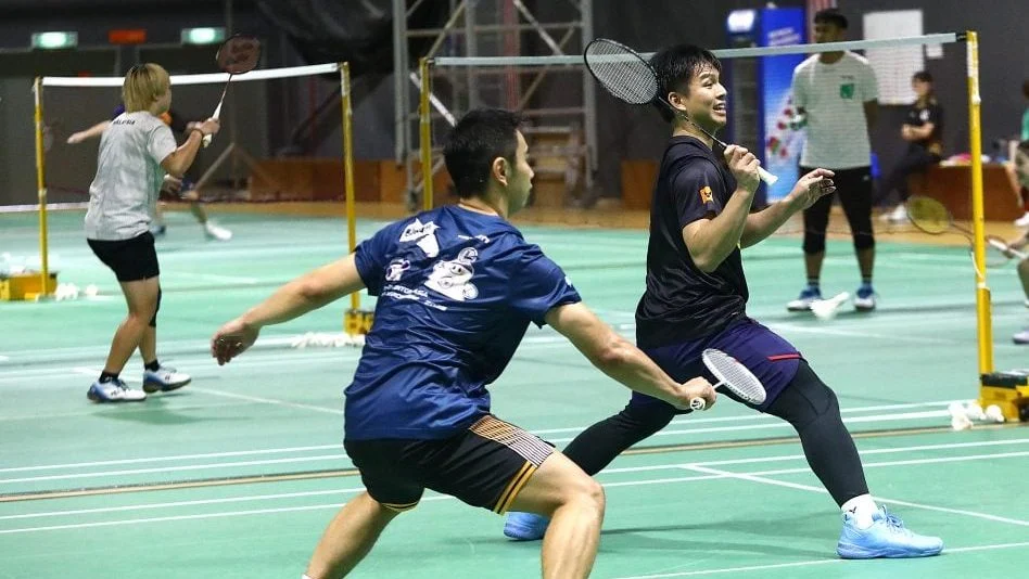 足球报：浙江队花4亿是谣言；韦世豪、李磊先后来做康复